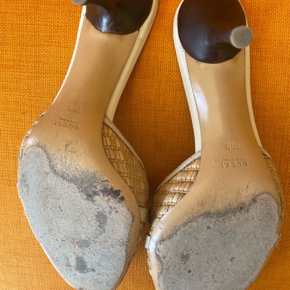 GUCCI LOGO HEELS - Picture 7 of 9